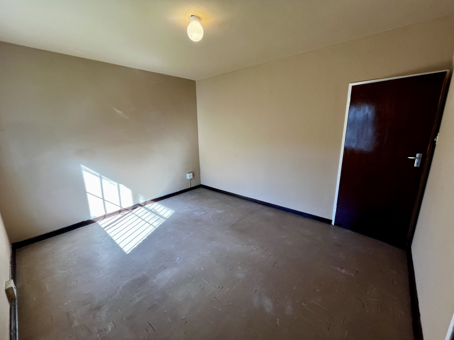 3 Bedroom Property for Sale in Paarlshoop Gauteng