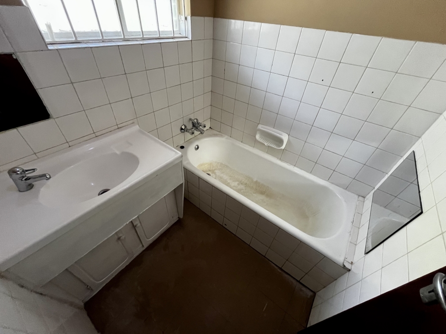 3 Bedroom Property for Sale in Paarlshoop Gauteng