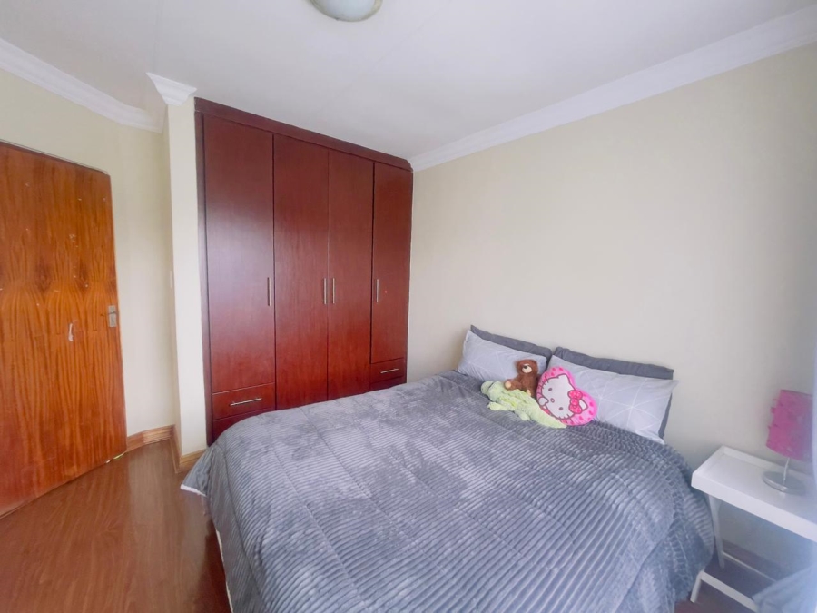 To Let 3 Bedroom Property for Rent in Thatchfield Estate Gauteng
