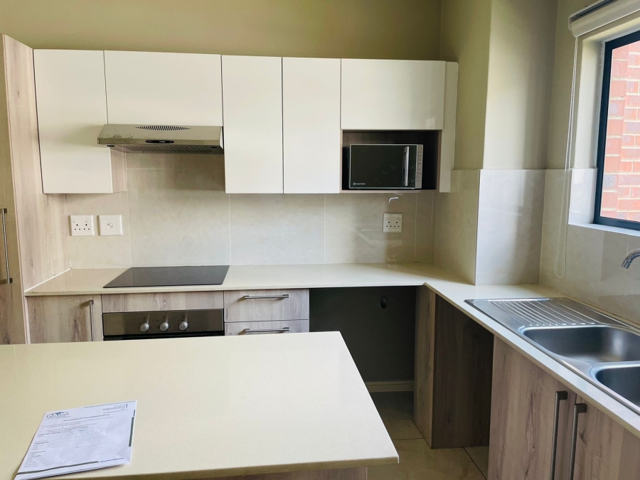 To Let 2 Bedroom Property for Rent in Noordhang Gauteng