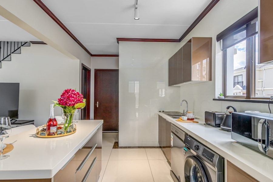 To Let 3 Bedroom Property for Rent in Craigavon Gauteng