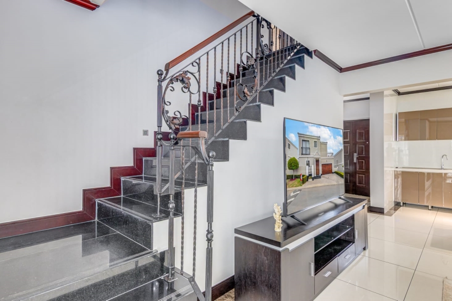 To Let 3 Bedroom Property for Rent in Craigavon Gauteng