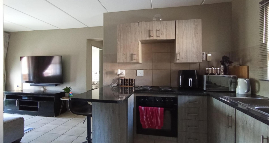 2 Bedroom Property for Sale in Montana Tuine Gauteng