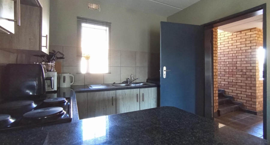 2 Bedroom Property for Sale in Montana Tuine Gauteng