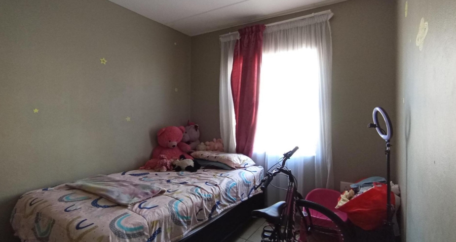 2 Bedroom Property for Sale in Montana Tuine Gauteng