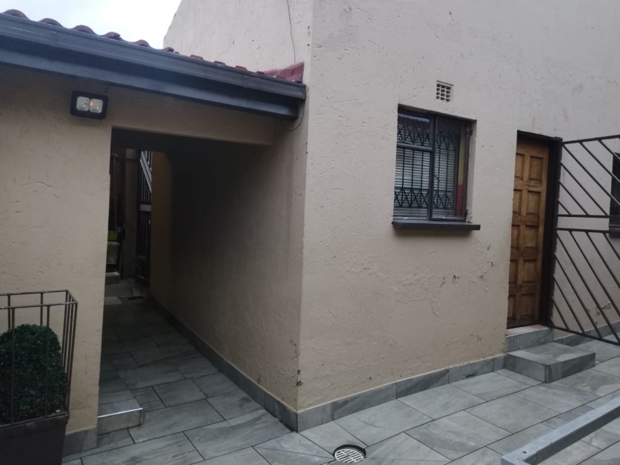 2 Bedroom Property for Sale in Ethafeni Gauteng