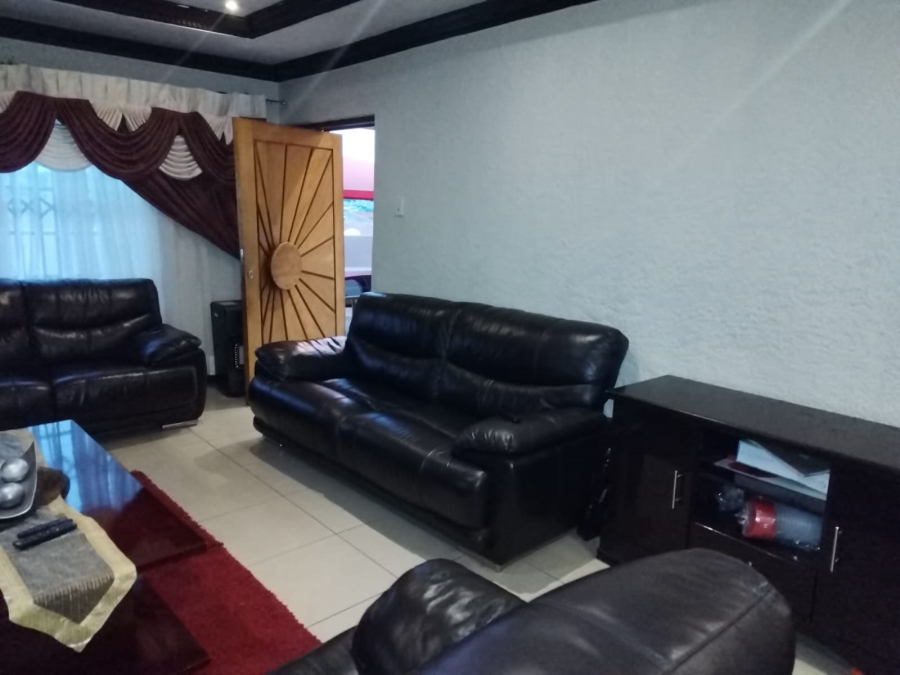 2 Bedroom Property for Sale in Ethafeni Gauteng