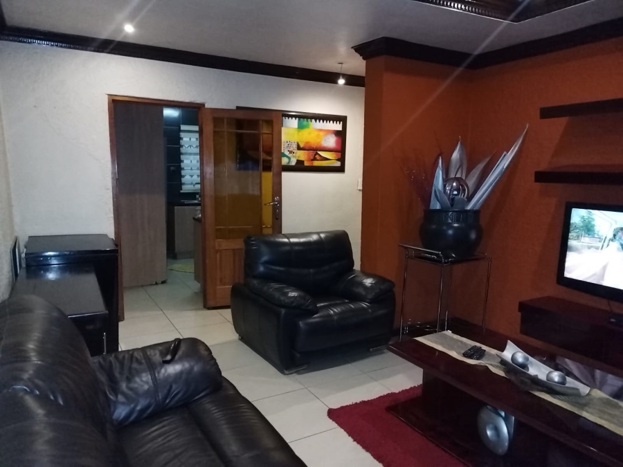 2 Bedroom Property for Sale in Ethafeni Gauteng