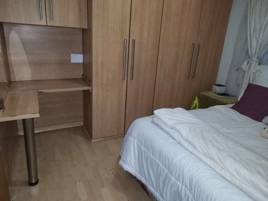 2 Bedroom Property for Sale in Ethafeni Gauteng