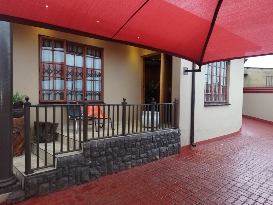 2 Bedroom Property for Sale in Ethafeni Gauteng