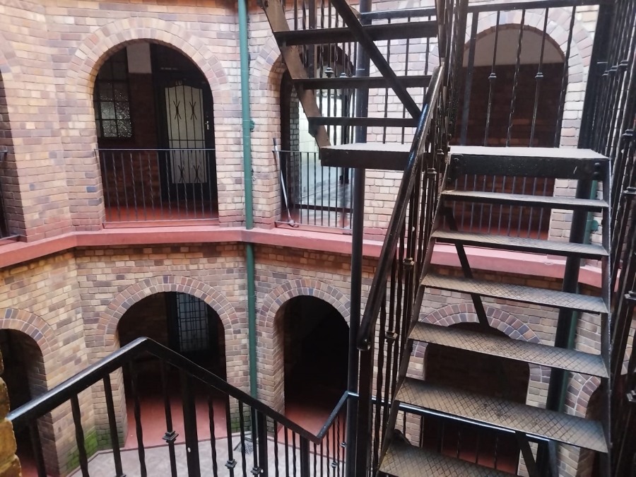 2 Bedroom Property for Sale in Kensington Gauteng