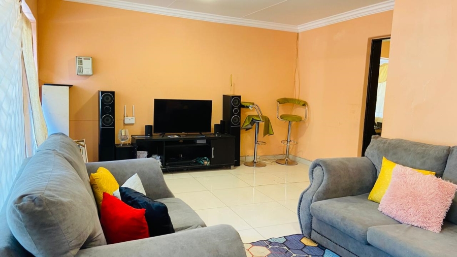 3 Bedroom Property for Sale in Soshanguve UU Gauteng