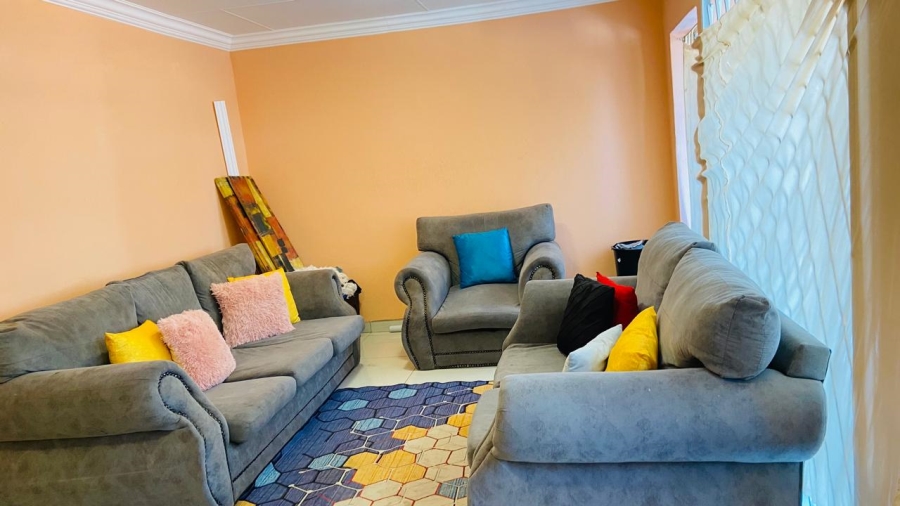 3 Bedroom Property for Sale in Soshanguve UU Gauteng