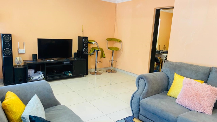 3 Bedroom Property for Sale in Soshanguve UU Gauteng