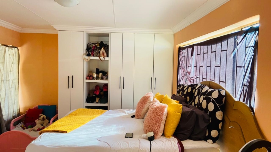 3 Bedroom Property for Sale in Soshanguve UU Gauteng
