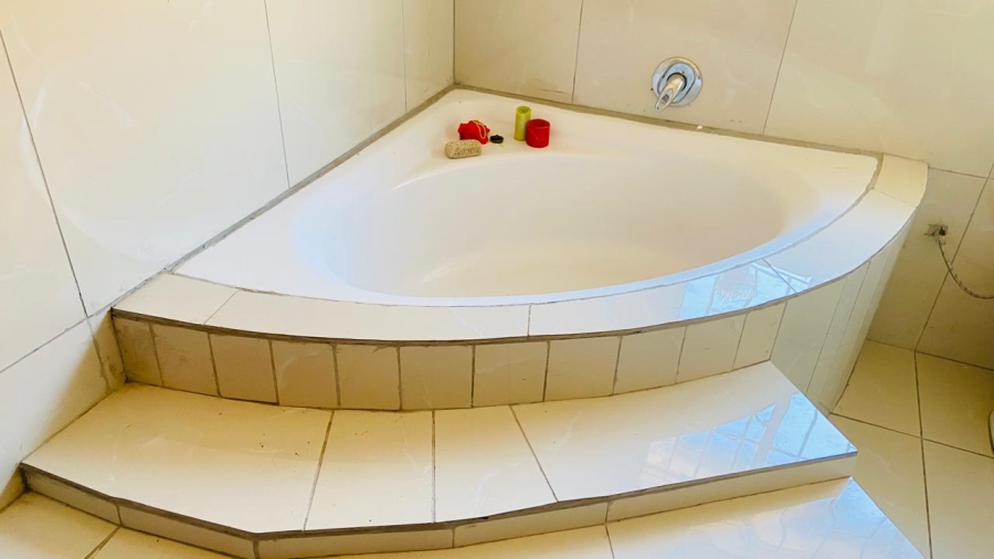 3 Bedroom Property for Sale in Soshanguve UU Gauteng