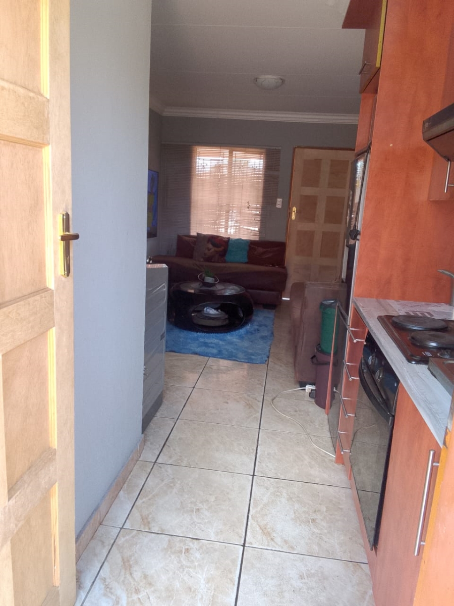 2 Bedroom Property for Sale in Soshanguve VV Gauteng