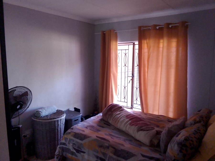 2 Bedroom Property for Sale in Soshanguve VV Gauteng