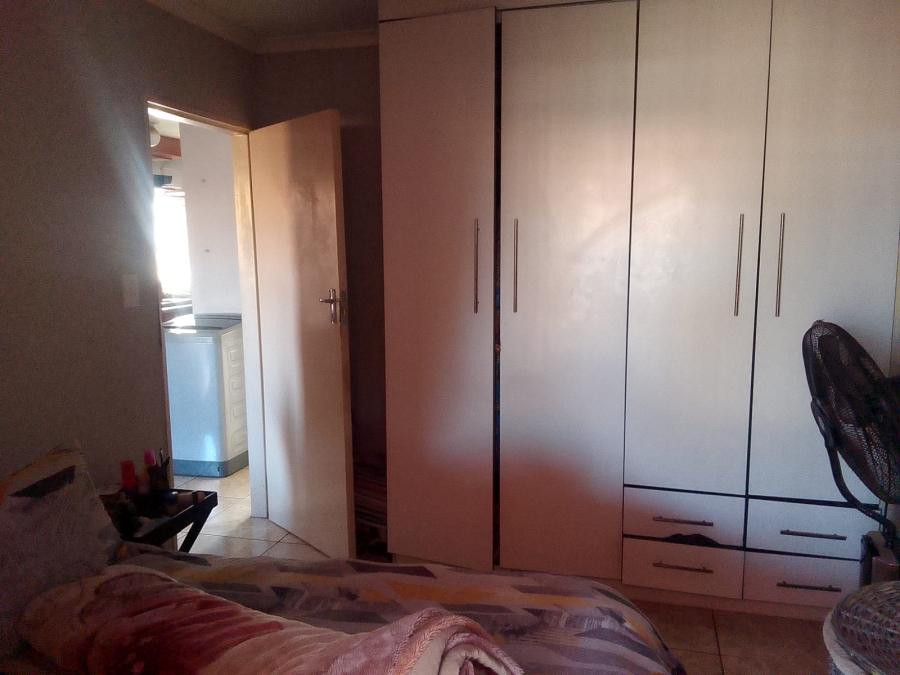 2 Bedroom Property for Sale in Soshanguve VV Gauteng