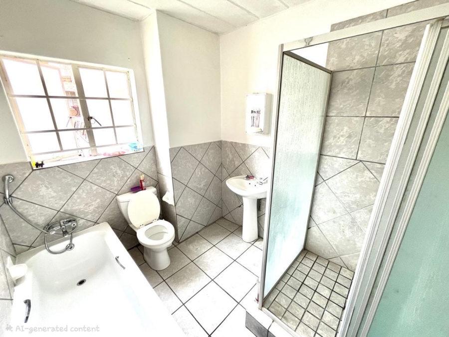 2 Bedroom Property for Sale in Noordwyk Gauteng