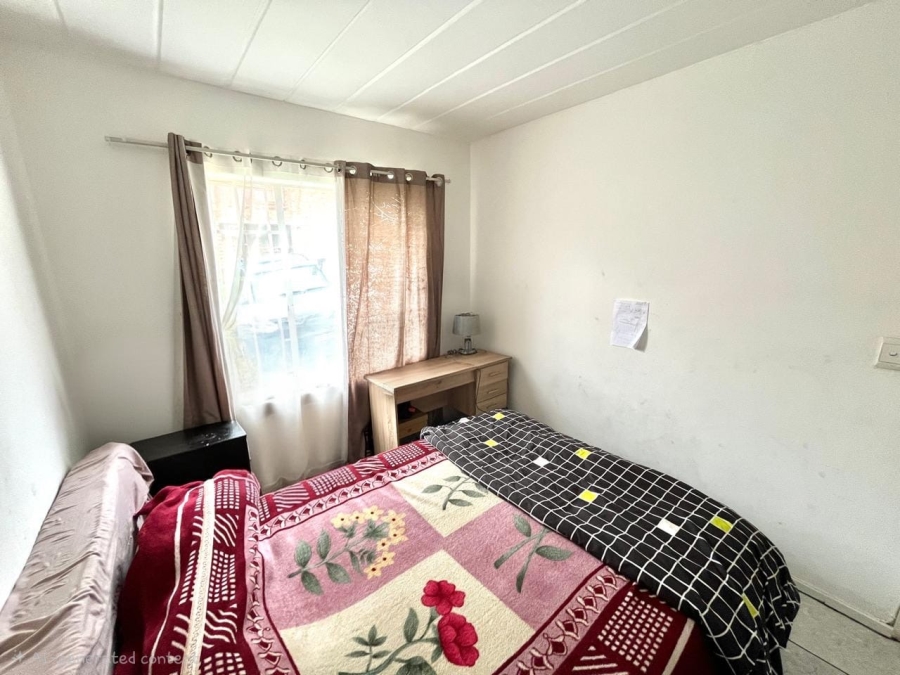 2 Bedroom Property for Sale in Noordwyk Gauteng