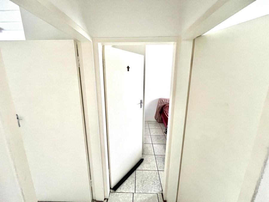 2 Bedroom Property for Sale in Noordwyk Gauteng
