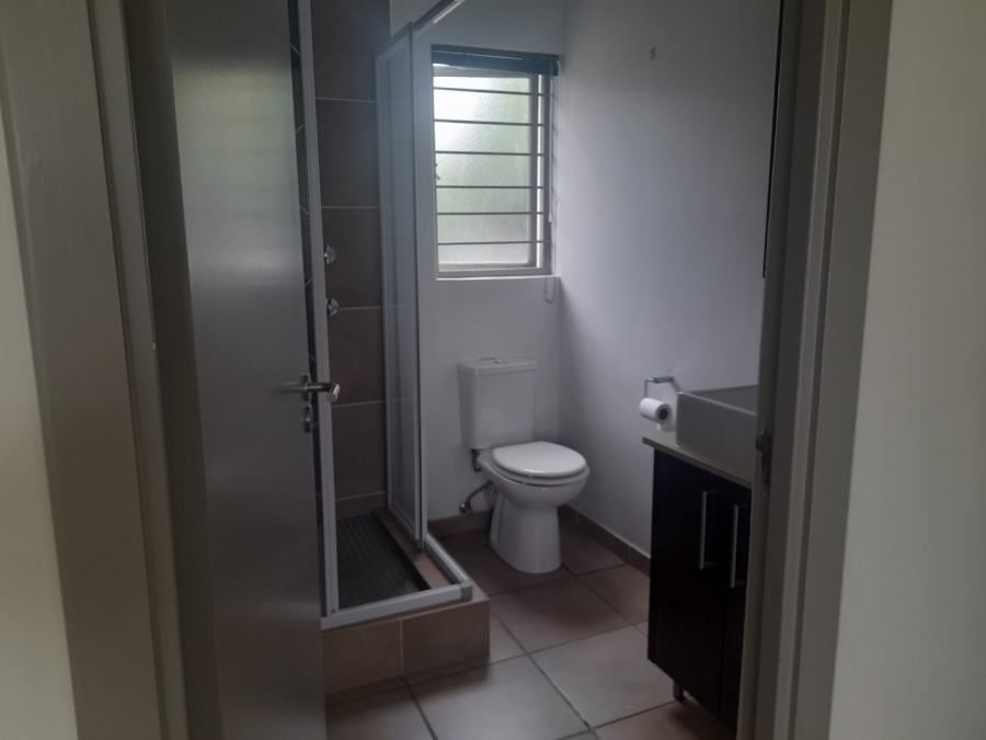 To Let 2 Bedroom Property for Rent in Fourways Gauteng