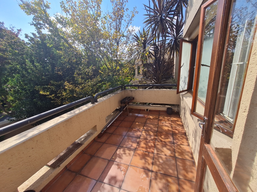 2 Bedroom Property for Sale in Magaliessig Gauteng