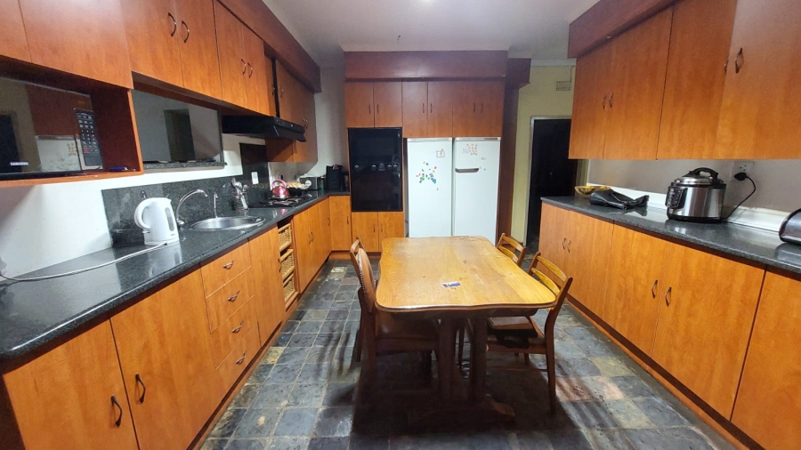 4 Bedroom Property for Sale in Loumarina A H Gauteng