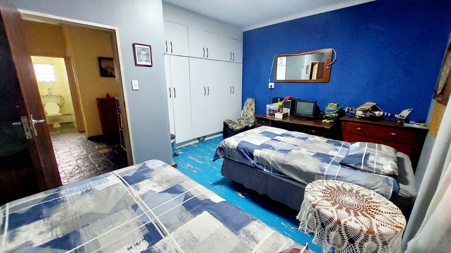 4 Bedroom Property for Sale in Loumarina A H Gauteng