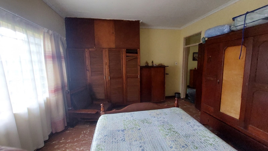 4 Bedroom Property for Sale in Loumarina A H Gauteng
