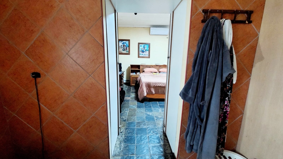4 Bedroom Property for Sale in Loumarina A H Gauteng