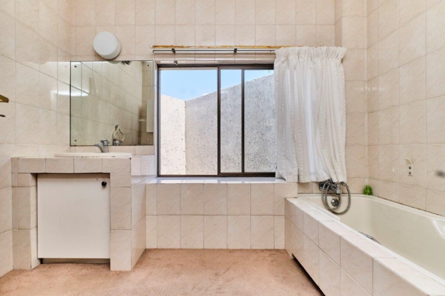 4 Bedroom Property for Sale in Bryanston Gauteng