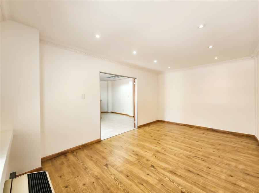To Let Commercial Property for Rent in Fourways Gauteng