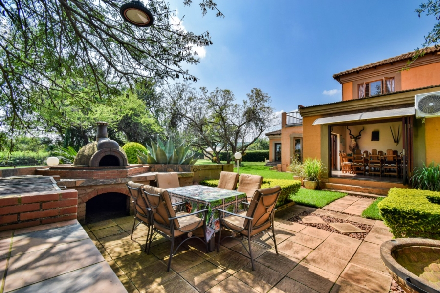 4 Bedroom Property for Sale in Kameeldrift East Gauteng
