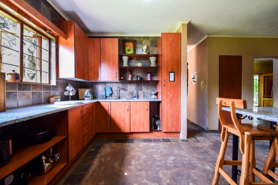 4 Bedroom Property for Sale in Kameeldrift East Gauteng