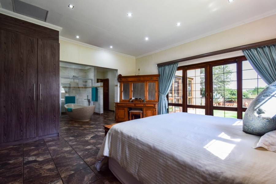 4 Bedroom Property for Sale in Kameeldrift East Gauteng