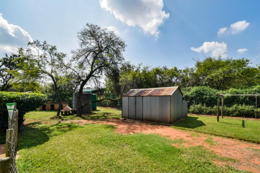 4 Bedroom Property for Sale in Kameeldrift East Gauteng