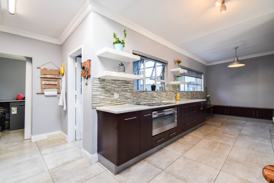 3 Bedroom Property for Sale in Garsfontein Gauteng