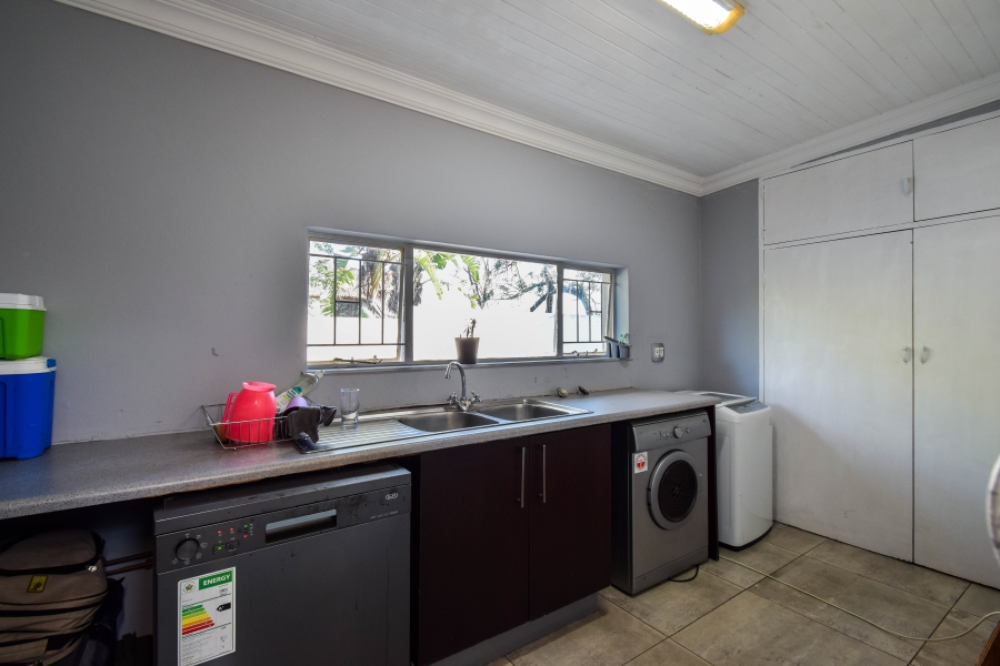 3 Bedroom Property for Sale in Garsfontein Gauteng