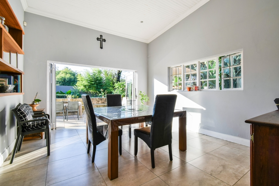 3 Bedroom Property for Sale in Garsfontein Gauteng