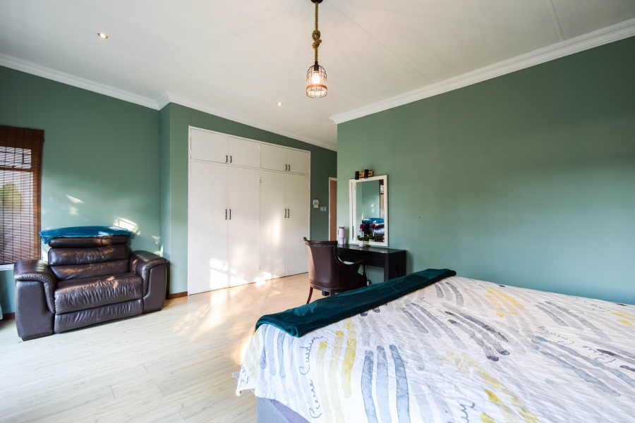 3 Bedroom Property for Sale in Garsfontein Gauteng