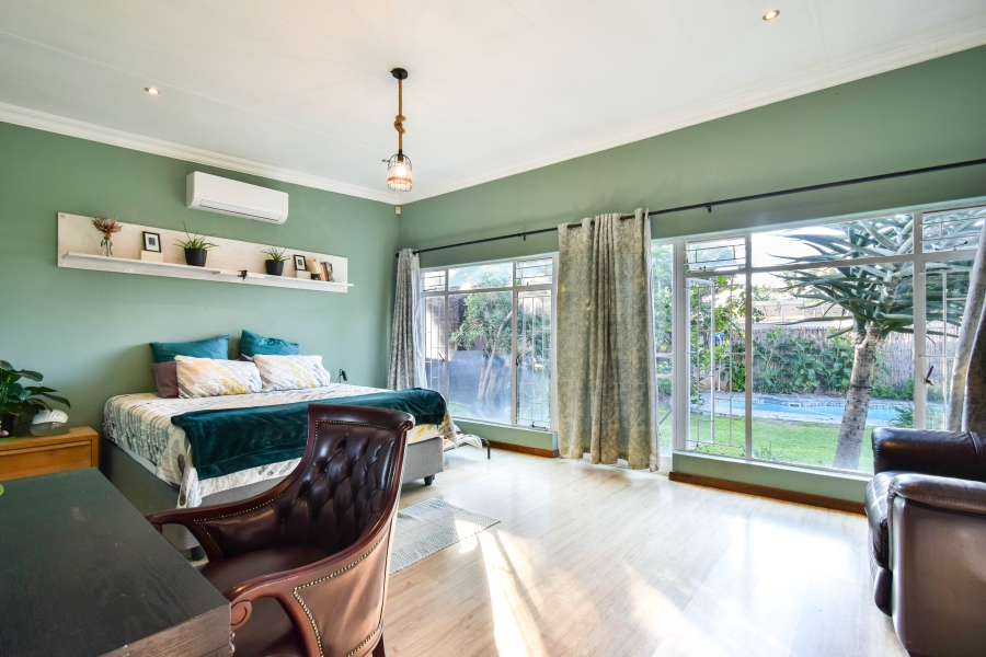 3 Bedroom Property for Sale in Garsfontein Gauteng