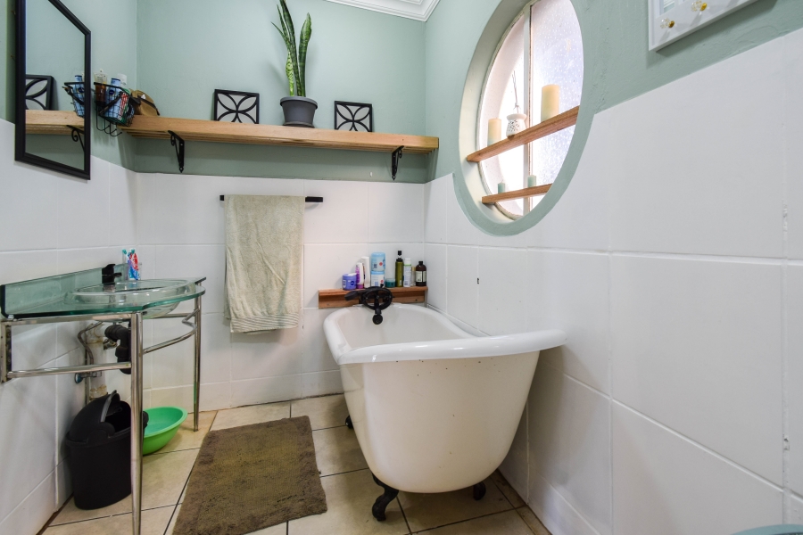 3 Bedroom Property for Sale in Garsfontein Gauteng