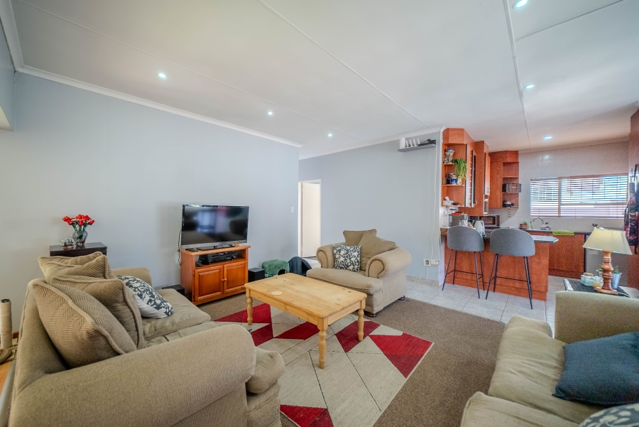 4 Bedroom Property for Sale in Rietvalleirand Gauteng