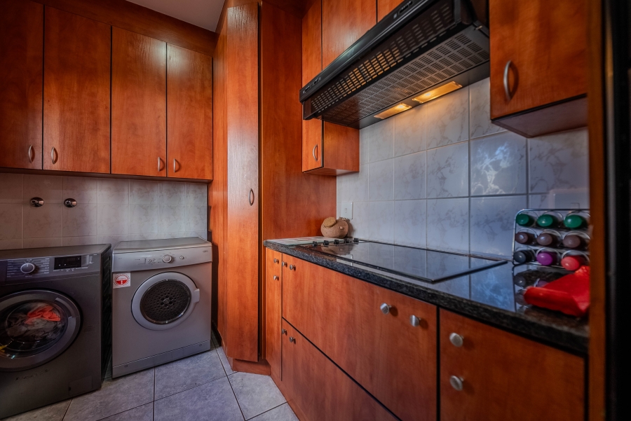4 Bedroom Property for Sale in Rietvalleirand Gauteng