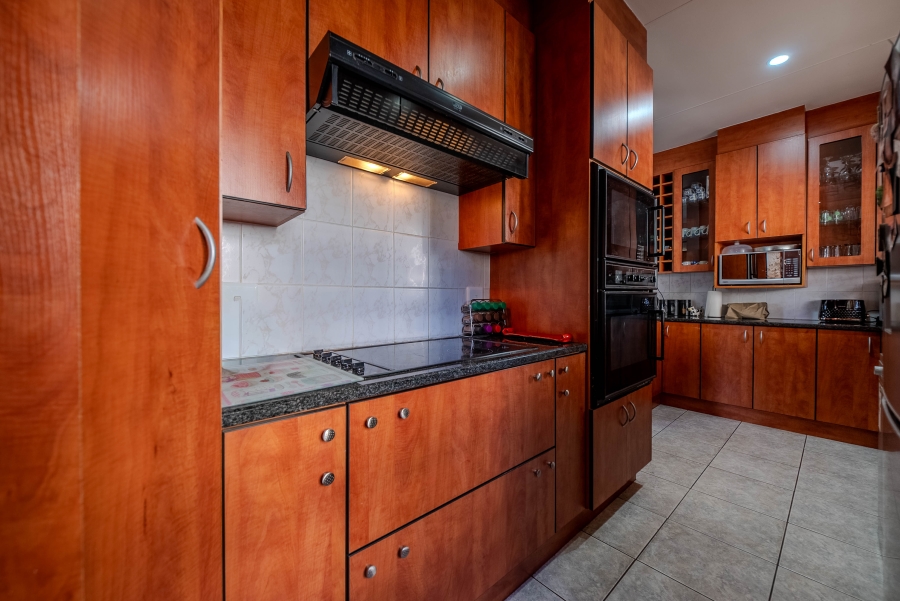 4 Bedroom Property for Sale in Rietvalleirand Gauteng