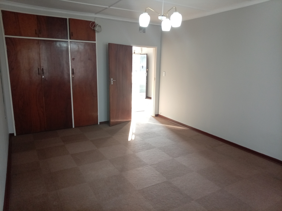 1 Bedroom Property for Sale in Vanderbijlpark CE 3 Gauteng