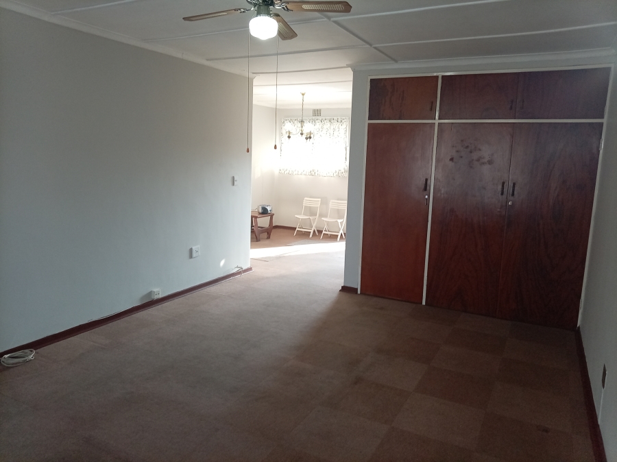 1 Bedroom Property for Sale in Vanderbijlpark CE 3 Gauteng