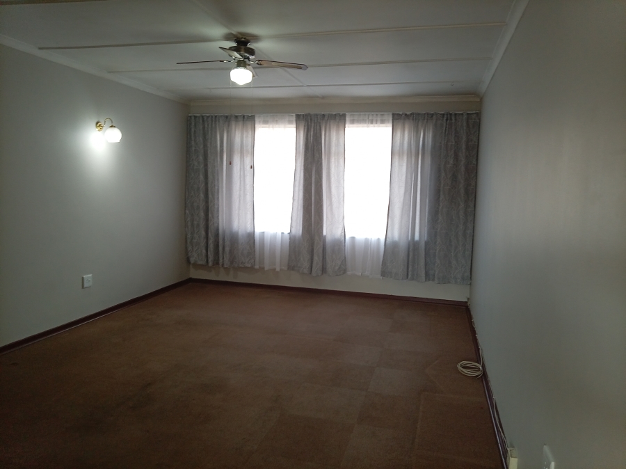 1 Bedroom Property for Sale in Vanderbijlpark CE 3 Gauteng